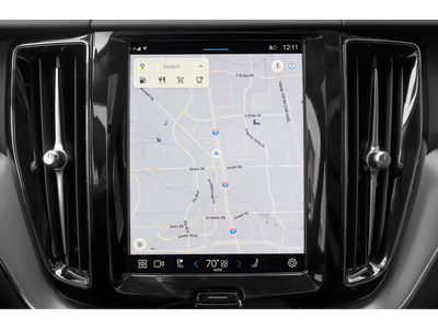 2023 Volvo XC60 B5 Plus Dark Theme