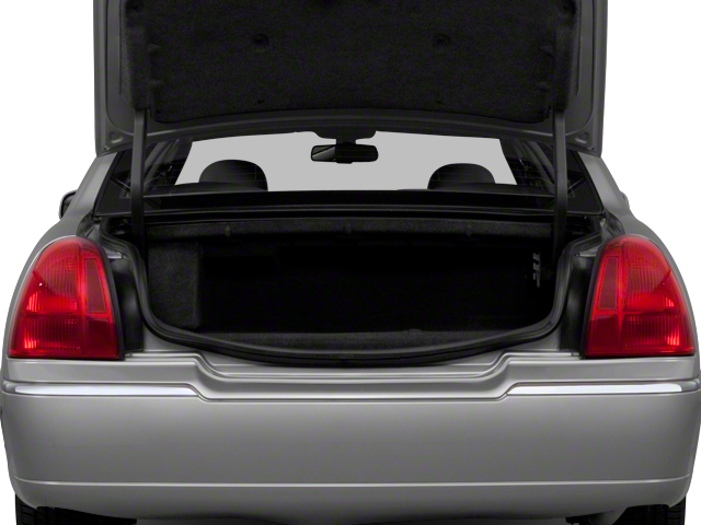 2010 Lincoln Town Car Signature Limited