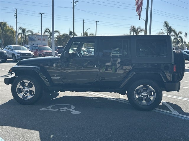 2016 Jeep Wrangler Unlimited Sahara