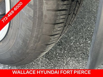 2022 Toyota Highlander Hybrid LE