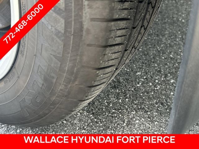 2022 Toyota Highlander Hybrid LE
