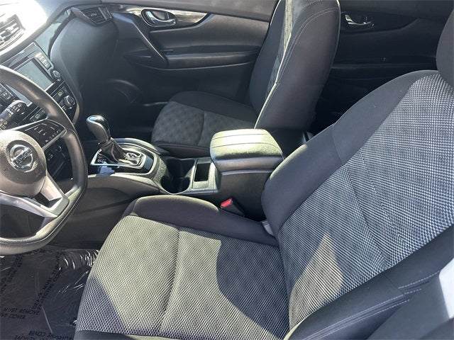 2020 Nissan Rogue Sport SV