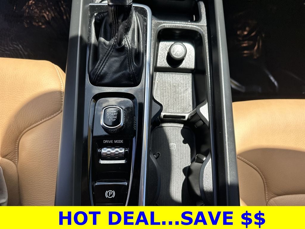 2020 Volvo XC60 T5 Momentum