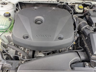 2021 Volvo XC40 Momentum