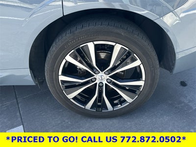 2023 Volvo XC60 B5 Plus Dark Theme