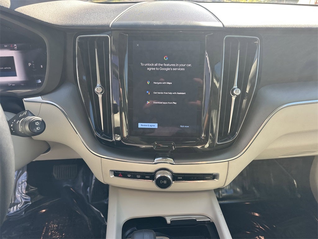 2024 Volvo XC60 B5 Core