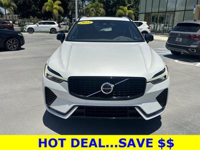 2023 Volvo XC60 B5 Plus Dark Theme