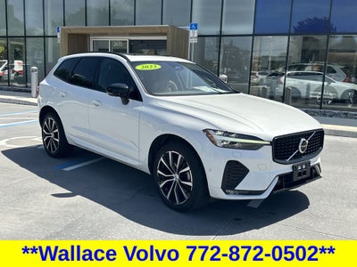 2023 Volvo XC60 B5 Plus Dark Theme