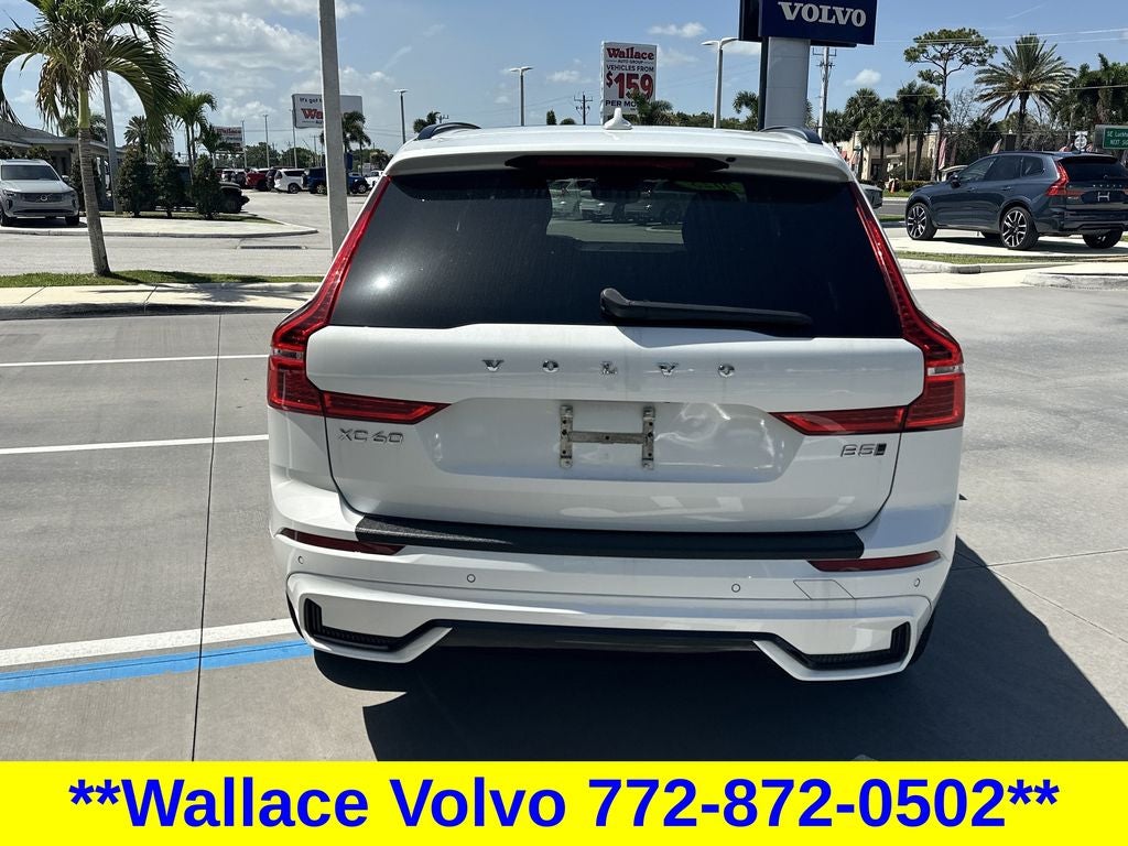 2023 Volvo XC60 B5 Plus Dark Theme