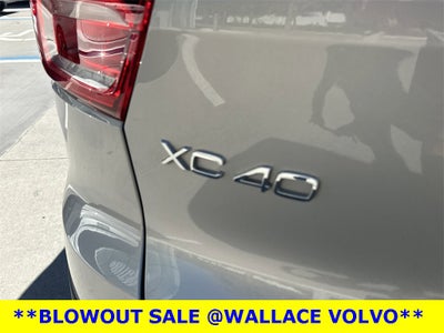 2025 Volvo XC40 B5 Core