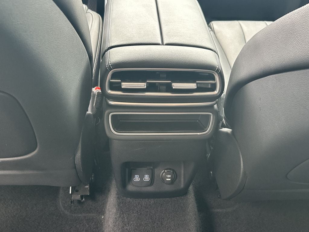 2025 Genesis GV80 2.5T