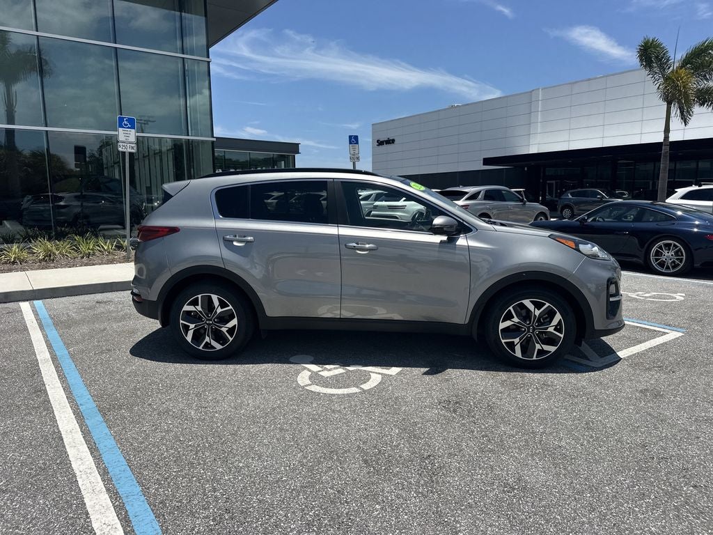 2022 Kia Sportage EX
