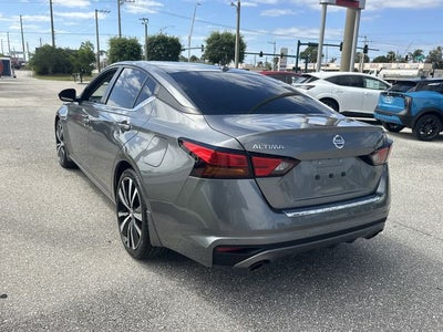2022 Nissan Altima 2.5 SR