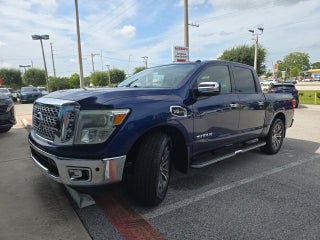 2017 Nissan Titan SL