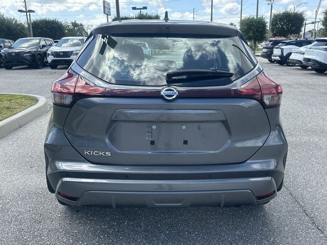 2021 Nissan Kicks S