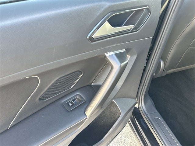 2022 Volkswagen Tiguan 2.0T SEL R-Line