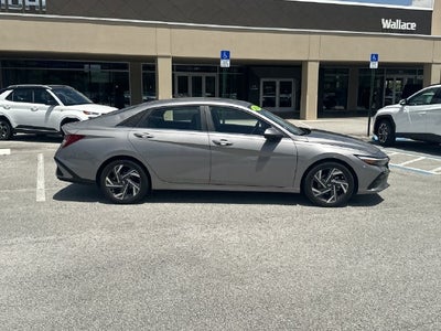 2024 Hyundai Elantra Limited