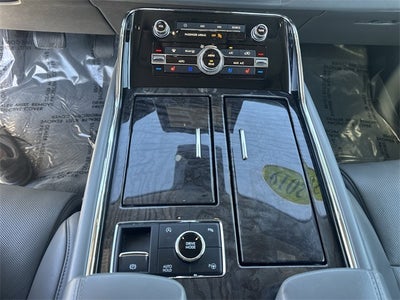 2019 Lincoln Navigator Select