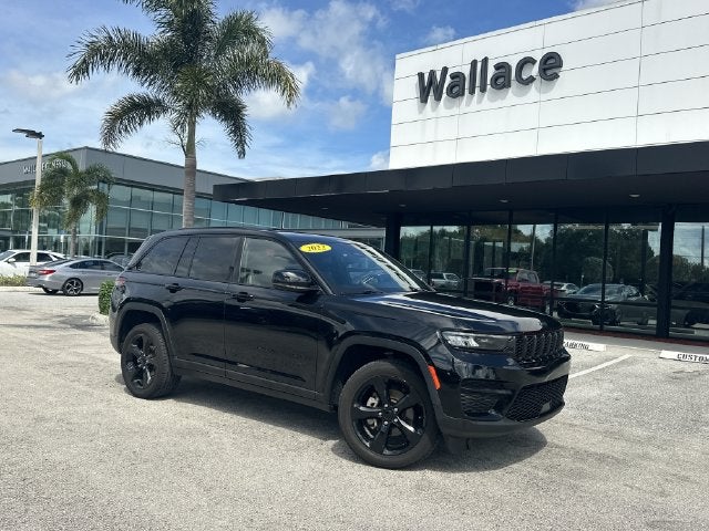 2022 Jeep Grand Cherokee Altitude
