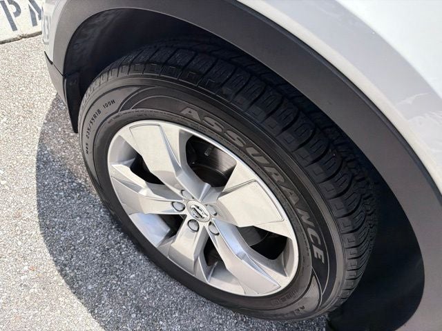 2020 Volvo XC40 Momentum