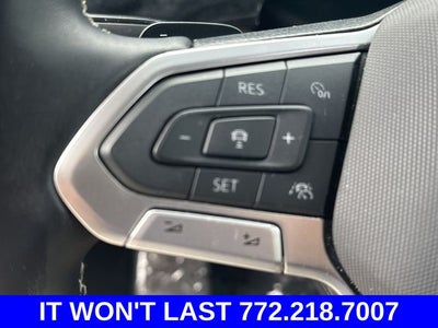 2026 Volkswagen Atlas Cross Sport 2.0T SE w/Technology