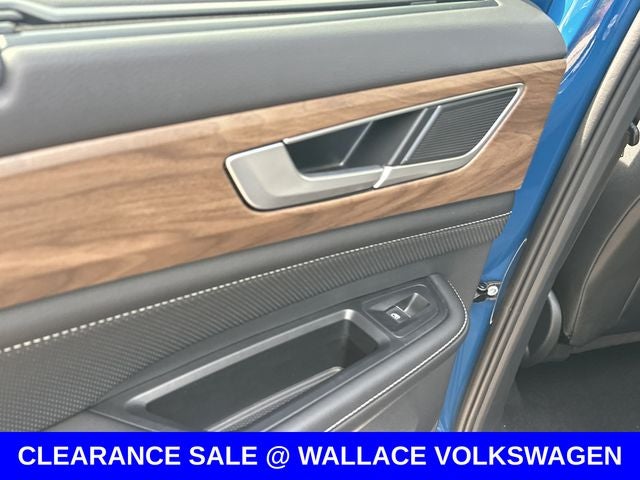 2026 Volkswagen Atlas SE w/Technology