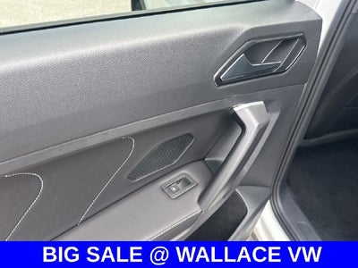 2024 Volkswagen Tiguan 2.0T SE R-Line Black