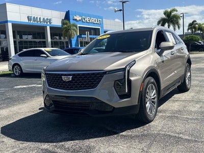 2025 Cadillac XT4 AWD Premium Luxury