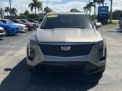 2025 Cadillac XT4 AWD Premium Luxury