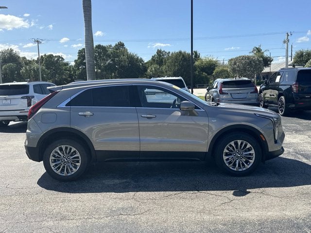 2025 Cadillac XT4 AWD Premium Luxury