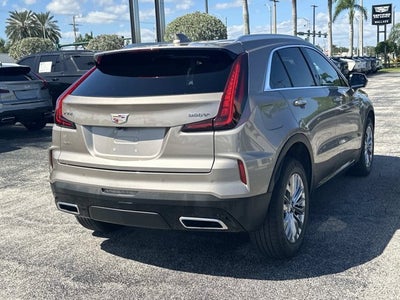 2025 Cadillac XT4 AWD Premium Luxury