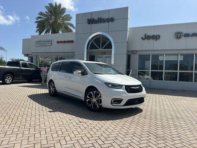 2022 Chrysler Pacifica Pinnacle