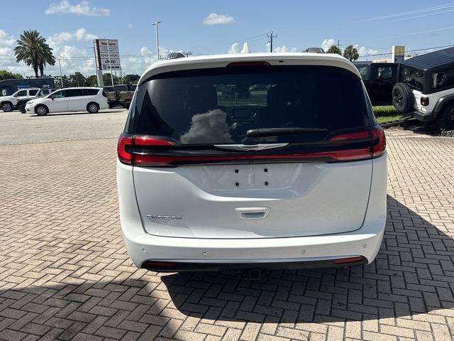 2022 Chrysler Pacifica Pinnacle