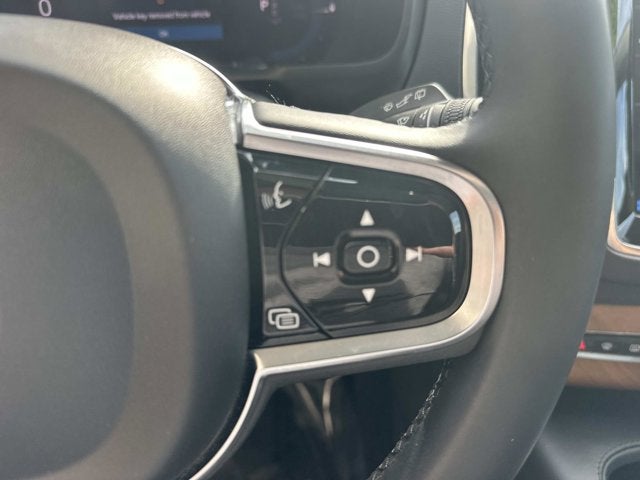2024 Volvo XC90 Recharge Plug-In Hybrid Plus Bright Theme