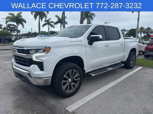 2022 Chevrolet Silverado 1500 LT Crew Cab Short Box's photo