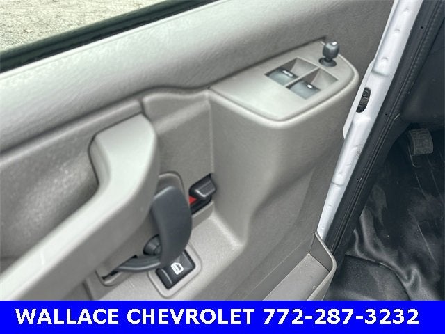 2024 Chevrolet Express Cargo 2500 WT