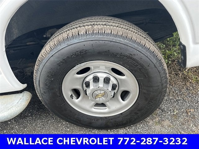 2024 Chevrolet Express Cargo 2500 WT