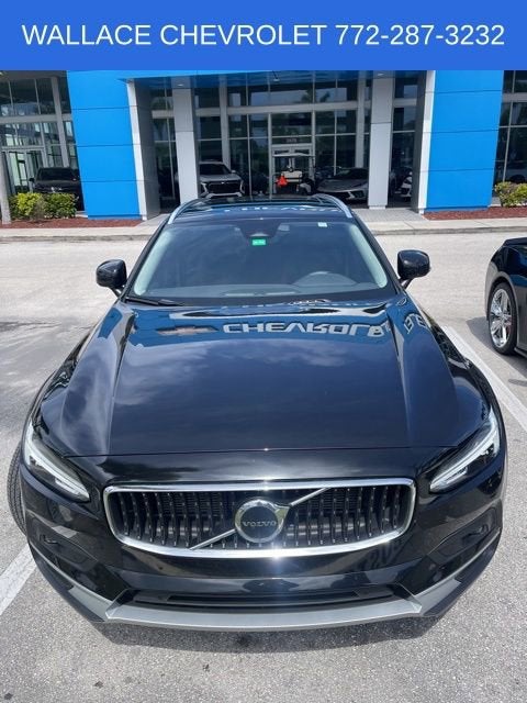 2023 Volvo V90 Cross Country Plus